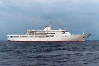 Loaloat Al Behar superyacht .png